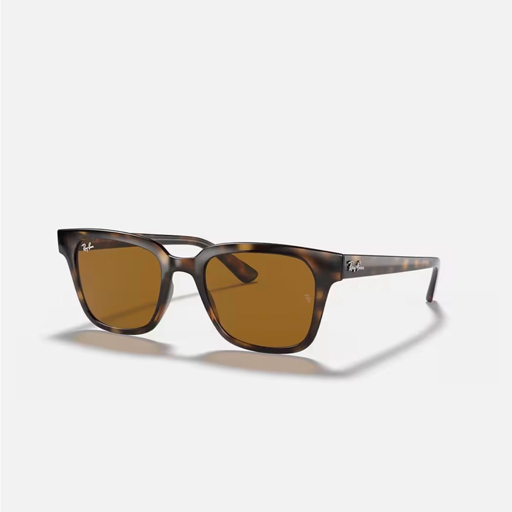 Ray-Ban Women's Tortoise Shell Sunglasses with Brown Gradient Lenses